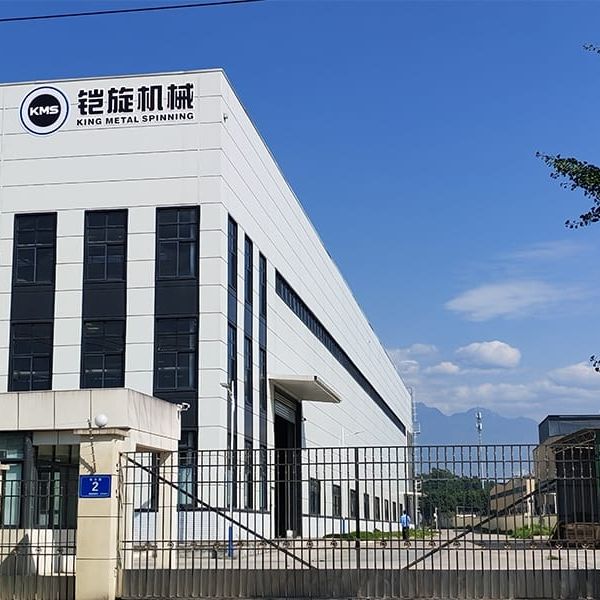 Modern 12000㎡ manufacturing facility equipped with large-scale metal spinning machines, precision CNC equipment, and multiple laser cutting and welding systems. Strong technical capability and high-precision production for complex metal components